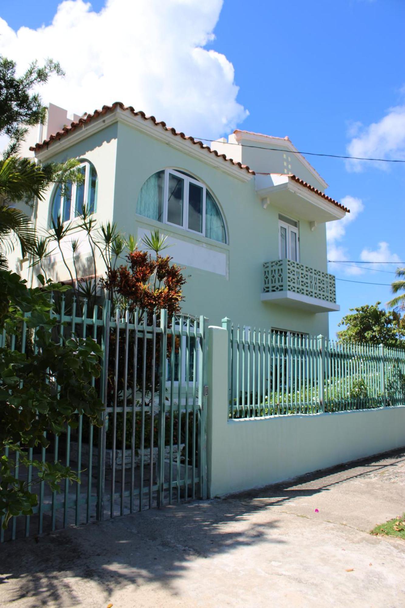 Numero Uno Beach Apartments ซานฮวน ภายนอก รูปภาพ